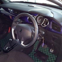 CITROEN シトロエンＤＳ3 SISAL グリーン／ブラック