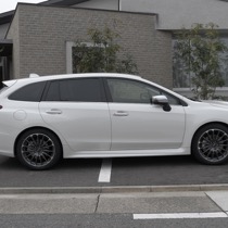 スバル SUBARU   LEVORG FLAXY ブリリアントホワイト