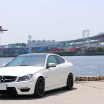 M-BENZ メルセデスベンツ　C63AMGクーペ SISAL イエロー／ブラック