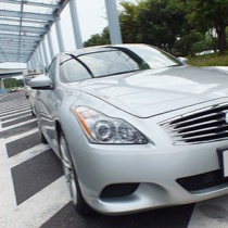 ニッサン 日産　スカイラインクーペ SISAL ネイビー／ブラック