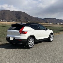 KARO装着事例 QUEST VOLVO Ｖ４０