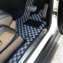 KARO装着事例 SISAL MERCEDES BENZ Ｇクラス