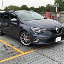 RENAULT ルノーメガーヌスポーツツアラーGT FLAXY ブリリアントブルー