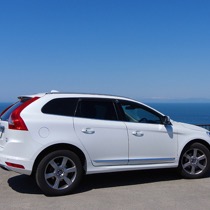 VOLVO VOLVO XC60 T6 AWD FLAXY ブリリアントベージュ