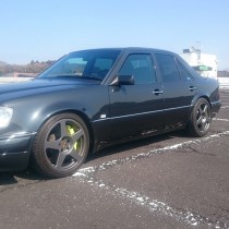 KARO装着事例 SISAL MERCEDES BENZ 500E