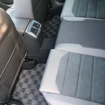 VW   装着例   KARO   オーダーメイド カーマットフロアマット   カロ