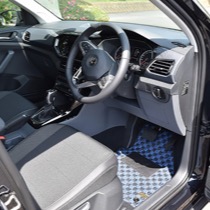 KARO装着事例 SISAL VOLKSWAGEN T-Cross