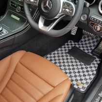 KARO装着事例 SISAL MERCEDES BENZ  Cクラス