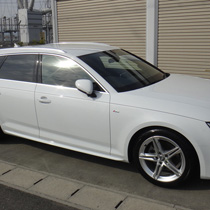 KARO装着事例 SISAL AUDI Ａ４アバント