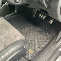 KARO装着事例 SISAL AUDI ＴＴ