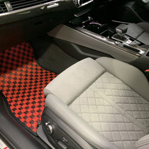 KARO装着事例 SISAL AUDI Ｓ４アバント