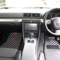 KARO装着事例 SISAL AUDI　A4アバントクワトロ