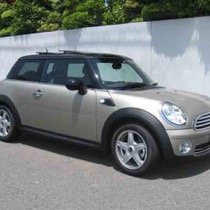 KARO装着事例 QUEST BMW MINI