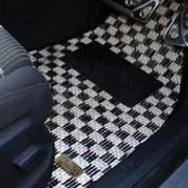 KARO装着事例 SISAL AUDI　A4アバント