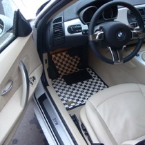 KARO装着事例 SISAL BMW Z4