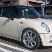 KARO装着事例 SISAL BMW　MINI