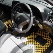 KARO装着事例 SISAL PEUGEOT　306