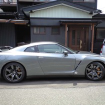 KARO装着事例 KRONE ニッサン　GT-R