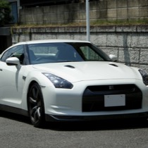 KARO装着事例 SISAL ニッサン　GT-R