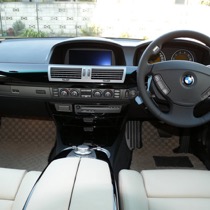 KARO装着事例 QUEST BMW　7シリーズ