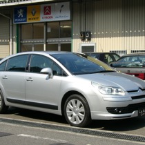 KARO装着事例 KRONE CITROEN C4