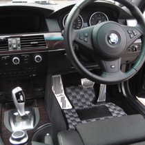 KARO装着事例 FLAXY BMW ５シリーズ