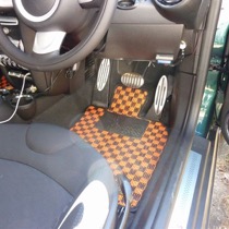 KARO装着事例 SISAL BMW　ＭＩＮＩ