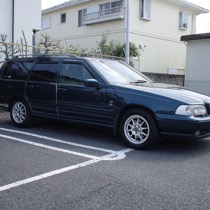 KARO装着事例 FLAXY VOLVO　Ｖ７０