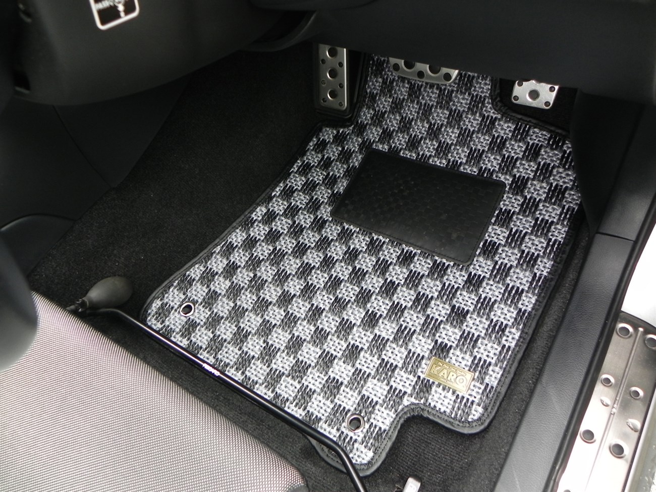 KARO カロ シザル SISAL レガシィアウトバック 4WD フットレスト有 AT 運転席電動S(助手席電動除) BP# ネイビー/ブラック 06/5〜09/5 2104 KARO⁄カロ フロアマット SISAL⁄シザル DAIHATSU⁄ダイハツ トール⁄M9#0S