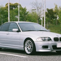 KARO装着事例 FLAXY BMW　３シリーズ