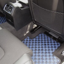 KARO装着事例 ＳＩＳＡＬ AUDI　Ａ４アバント