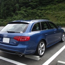 KARO装着事例 ＳＩＳＡＬ AUDI　Ａ４アバント