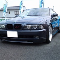 KARO装着事例 FLAXY BMW　5シリーズ