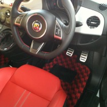 KARO装着事例 FLAXY FIAT　ABARTH 500