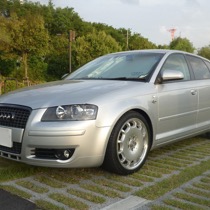 KARO装着事例 FLAXY AUDI　A3