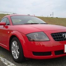 KARO装着事例 KRONE AUDI　TT