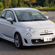 KARO装着事例 FLAXY FIAT　ABARTH 500