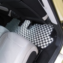 KARO装着事例 SISAL CITROEN　Ｃ４ピカソ