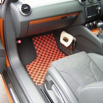 KARO装着事例 SISAL AUDI　ＴＴクーペ