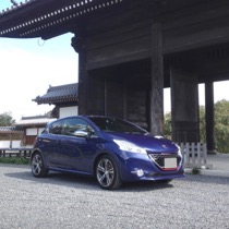 KARO装着事例 SISAL PEUGEOT　２０８