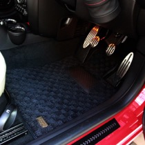 KARO装着事例 QUEST BMW　ＭＩＮＩ