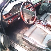 KARO装着事例 QUEST MERCEDES BENZ　500E