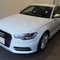 KARO装着事例 QUEST AUDI　Ａ６アバント