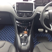 KARO装着事例 SISAL PEUGEOT　２０８